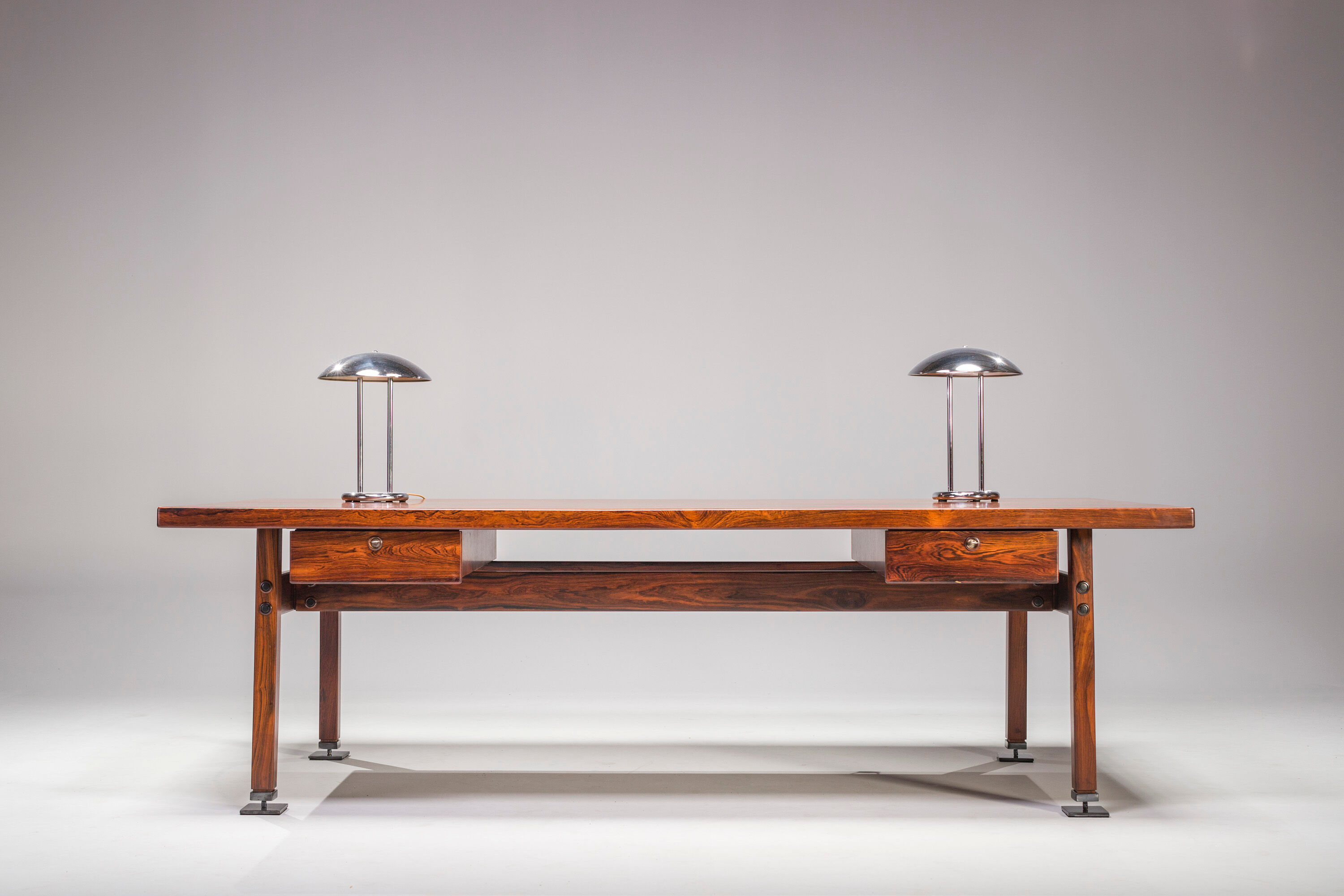 Mid-Century Modern Jacaranda Itamaraty Desk by Sergio Rodrigues for Oca, Brazil, 1960s