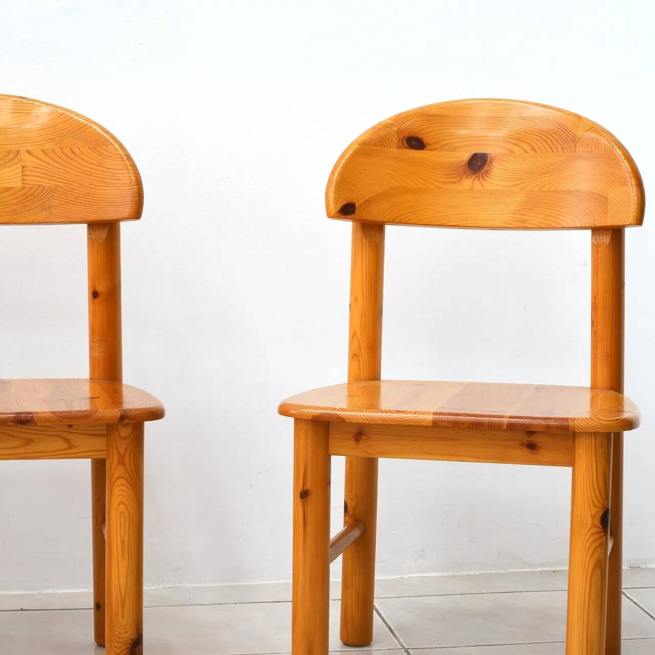 Fauteuil Rainer Daumiller en bois de pin