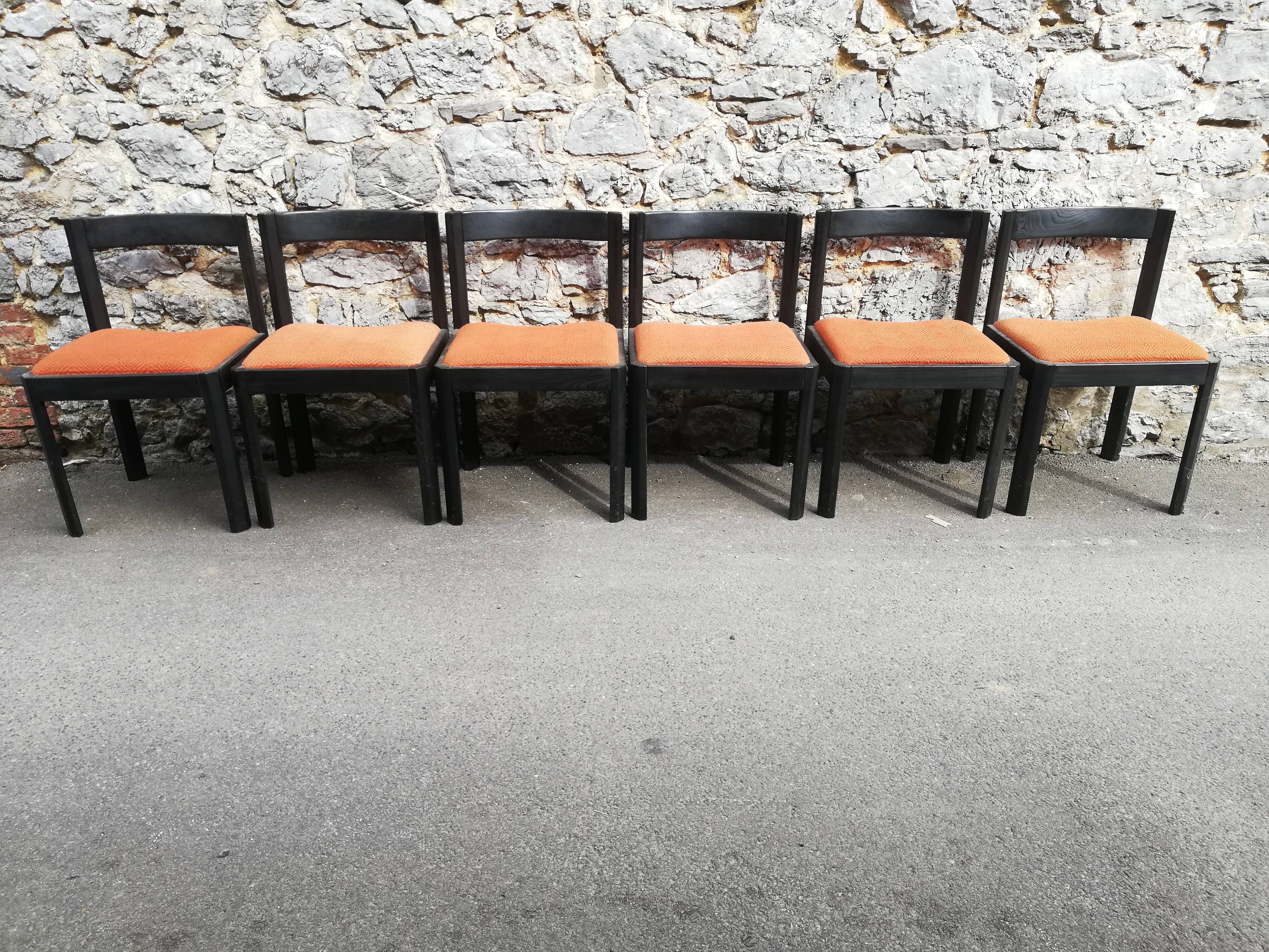 Chaises design graphique brutaliste 1970