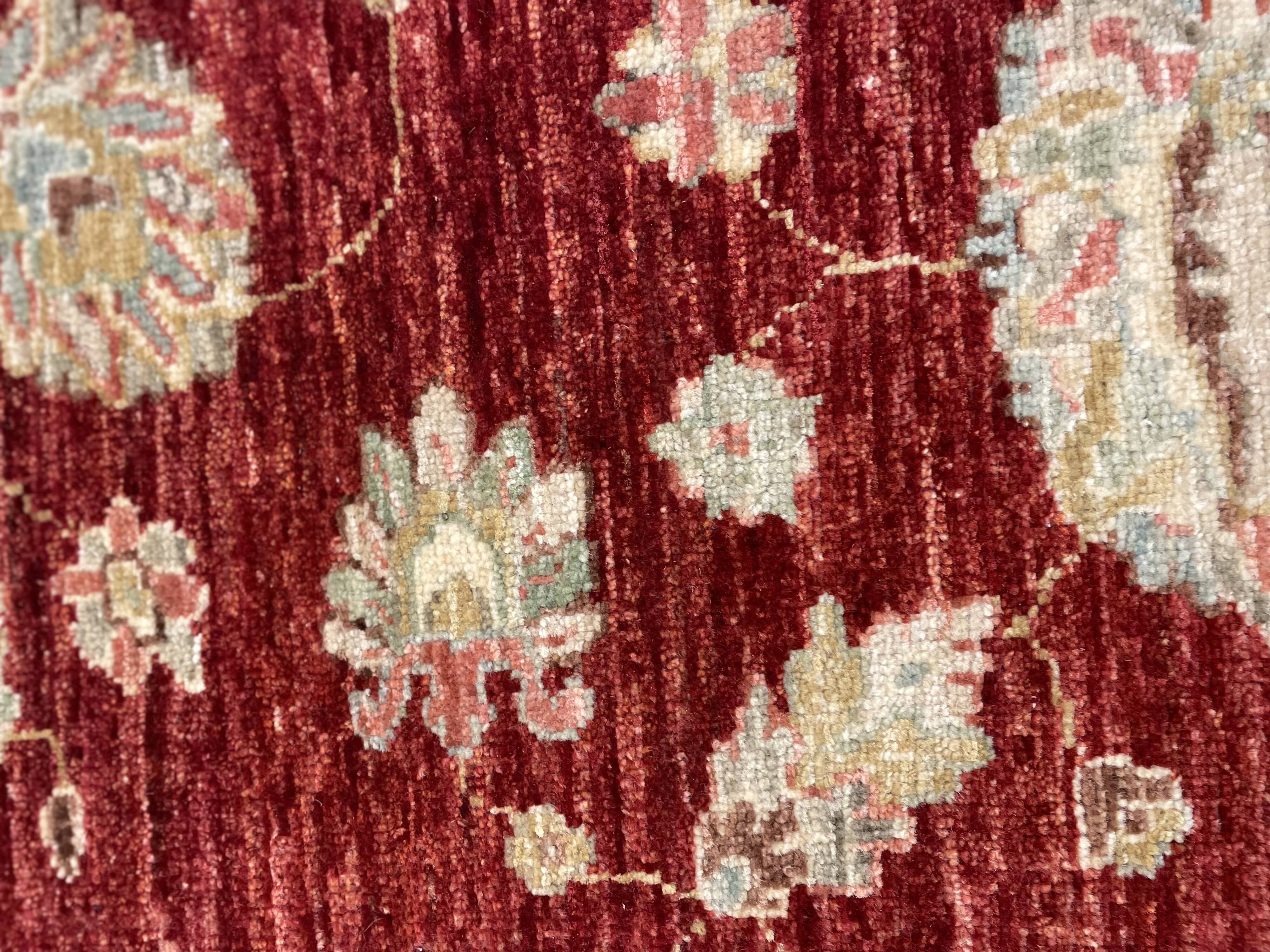 Tapis Zeigler en laine rouge fait main, motif floral, pour salon et séjour, 144 x 190 cm