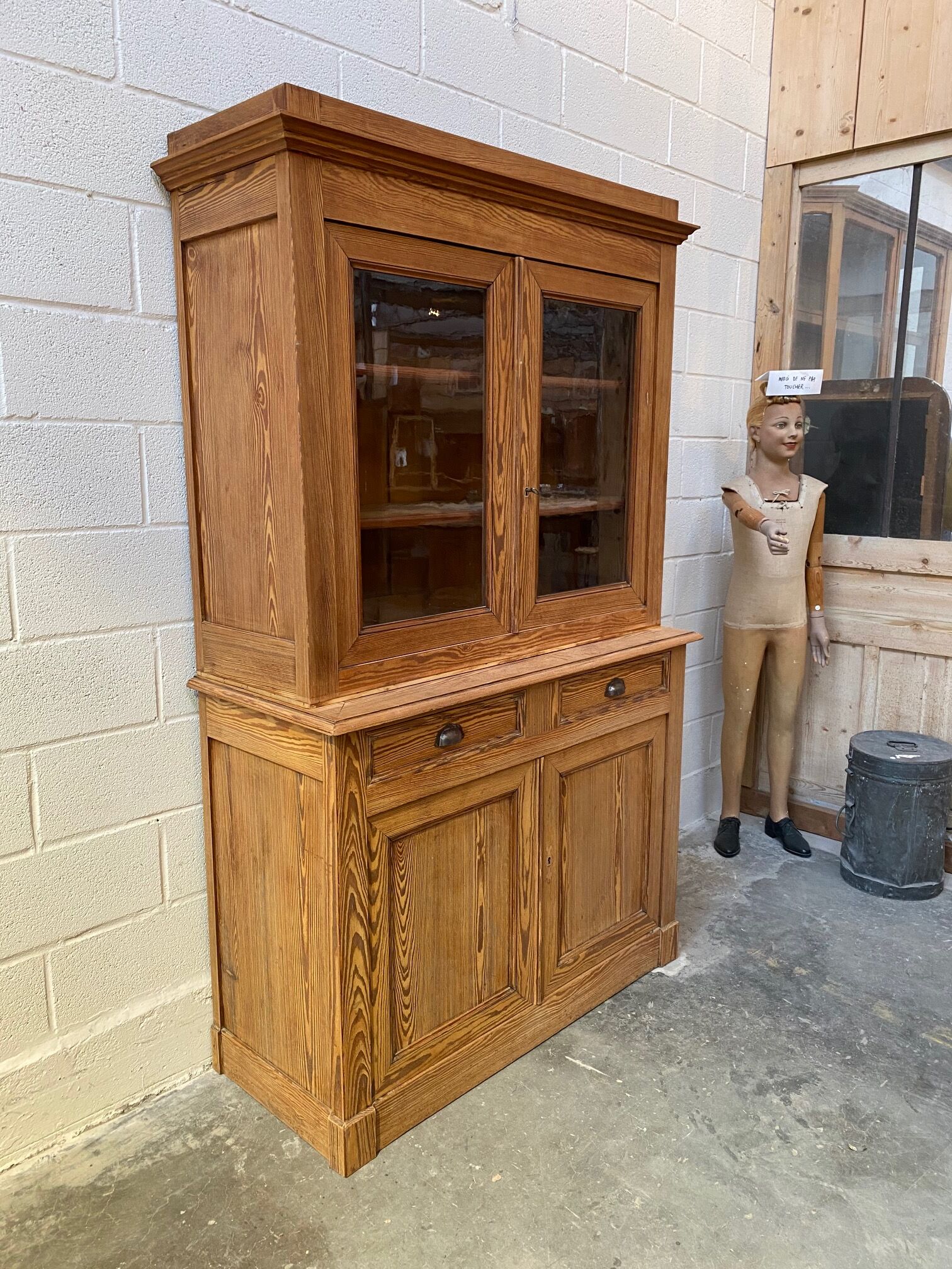 Early XXth century fir vessel