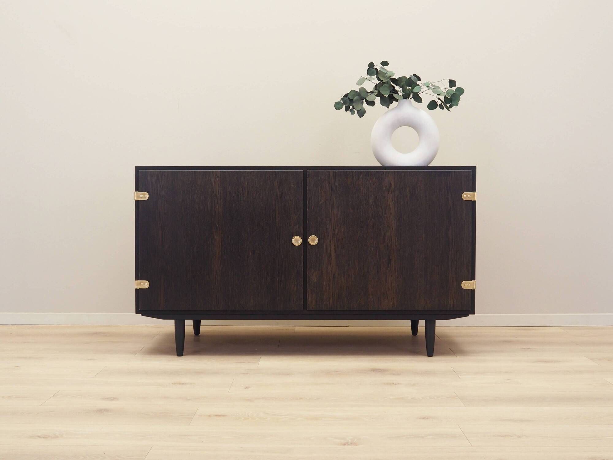 Oak cabinet, Scandinavian design, 1960s, designer: Børge Mogensen, manufact