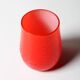 Vase martelé rouge de style mid-century modern : Elme Glasbruk, verre suédois, années 1960.