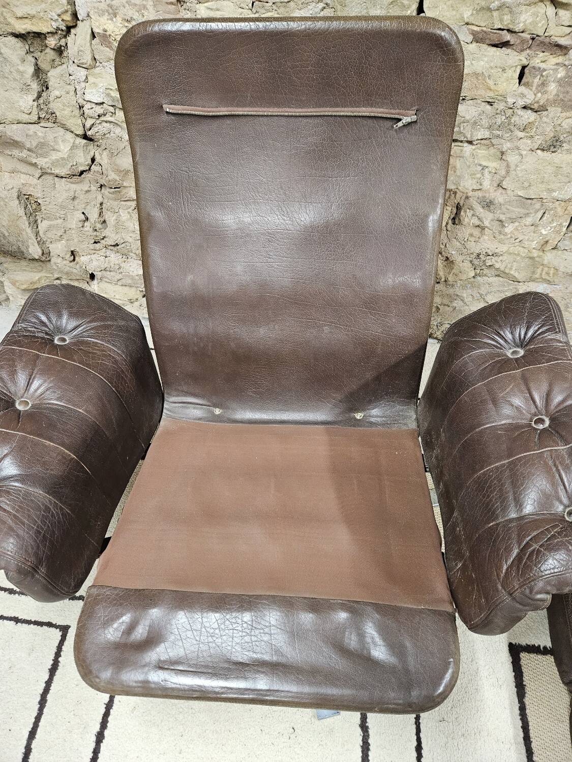 Vintage leather lounge chair 1960