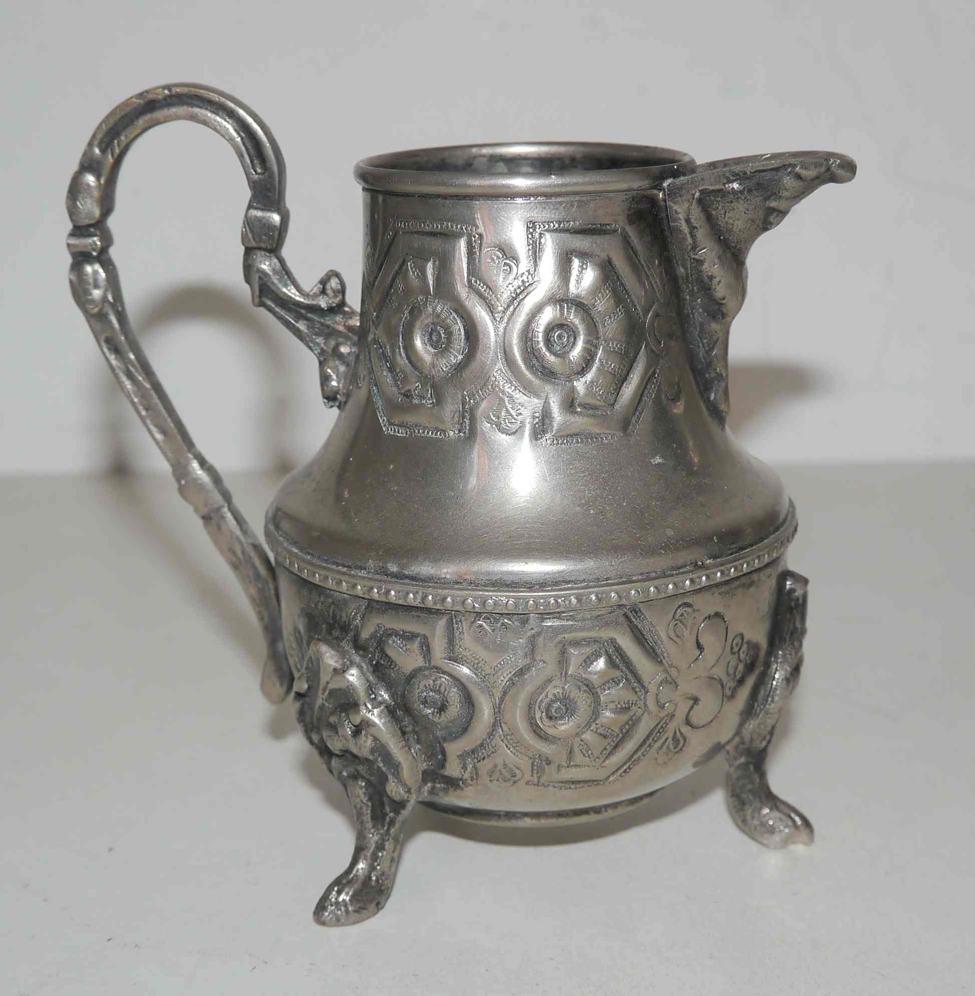 Old teapot "Le Cheval" and milk pot (SBA Fez) in silver metal