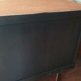 Chest of drawer compass feet