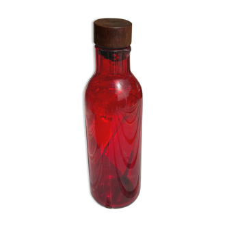 Red glass bouteill