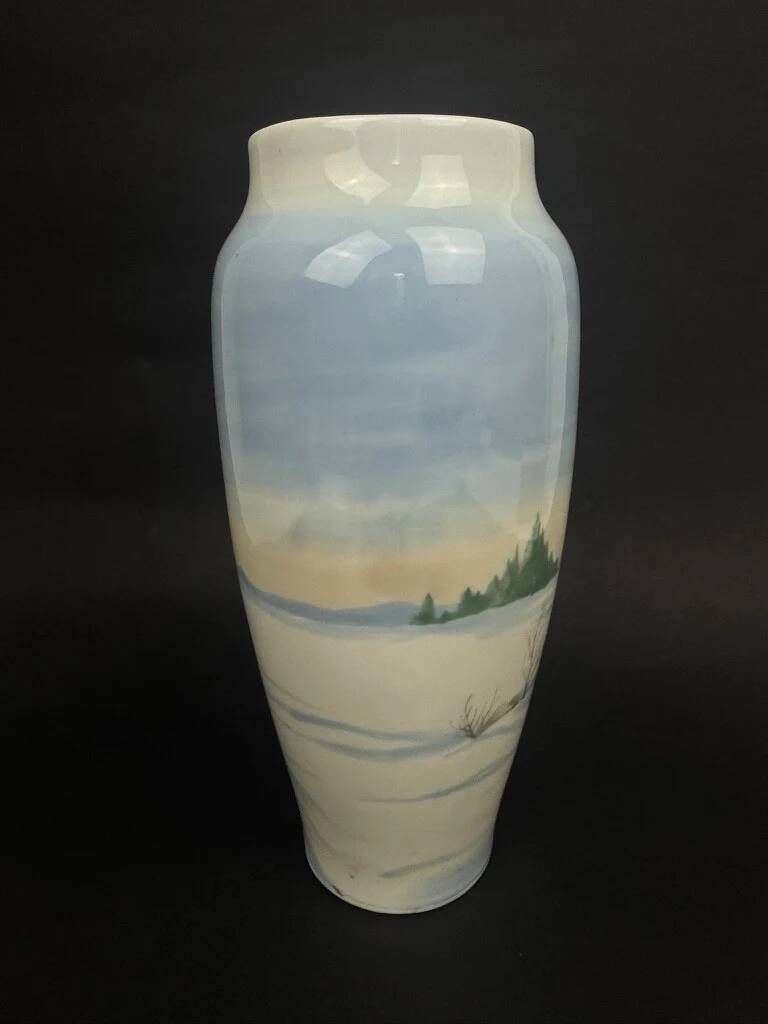 Copenhagen porcelain vase, hand-painted winter decoration, circa 1900-1920.