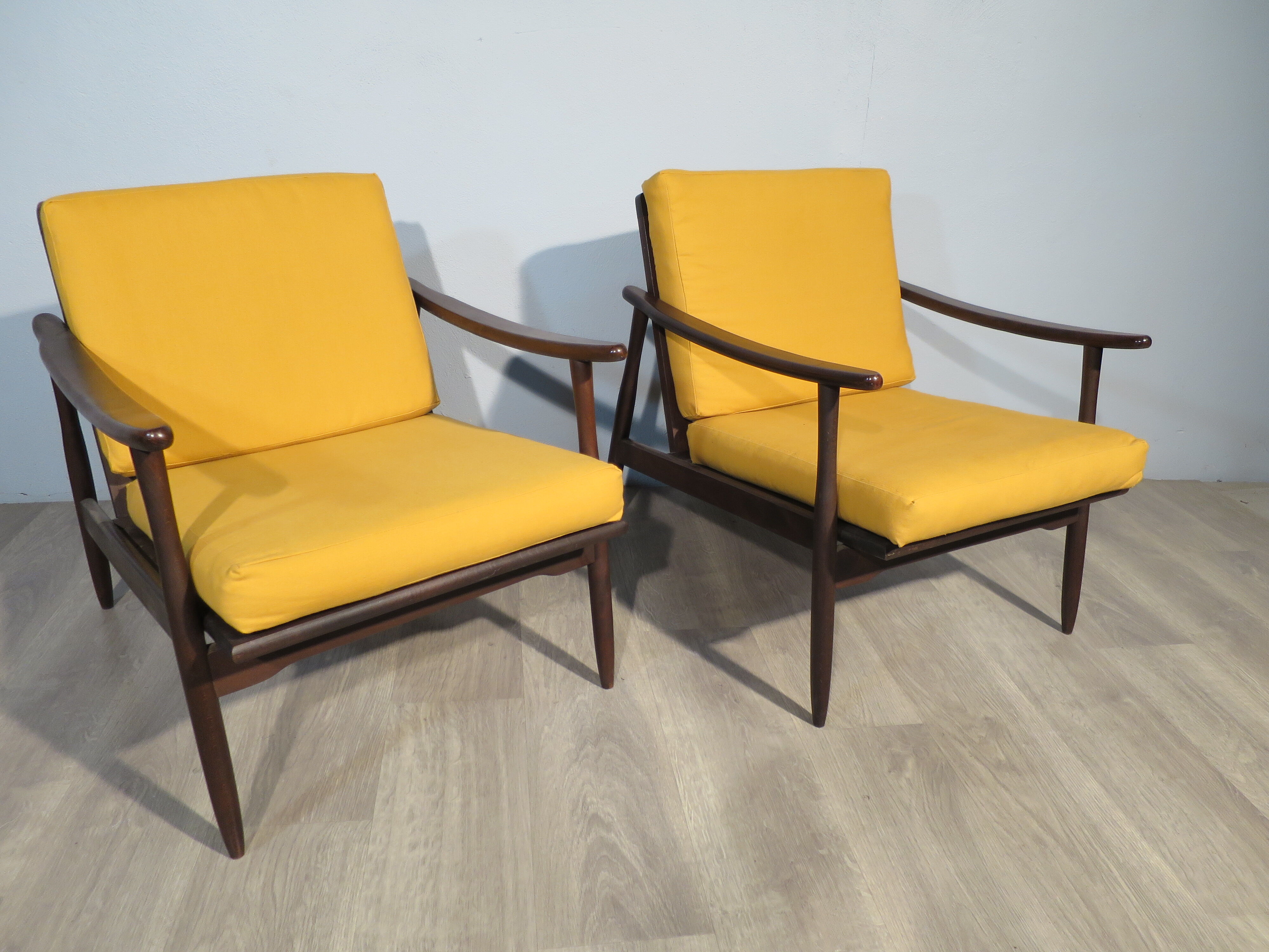 Pair of armchairs vintage