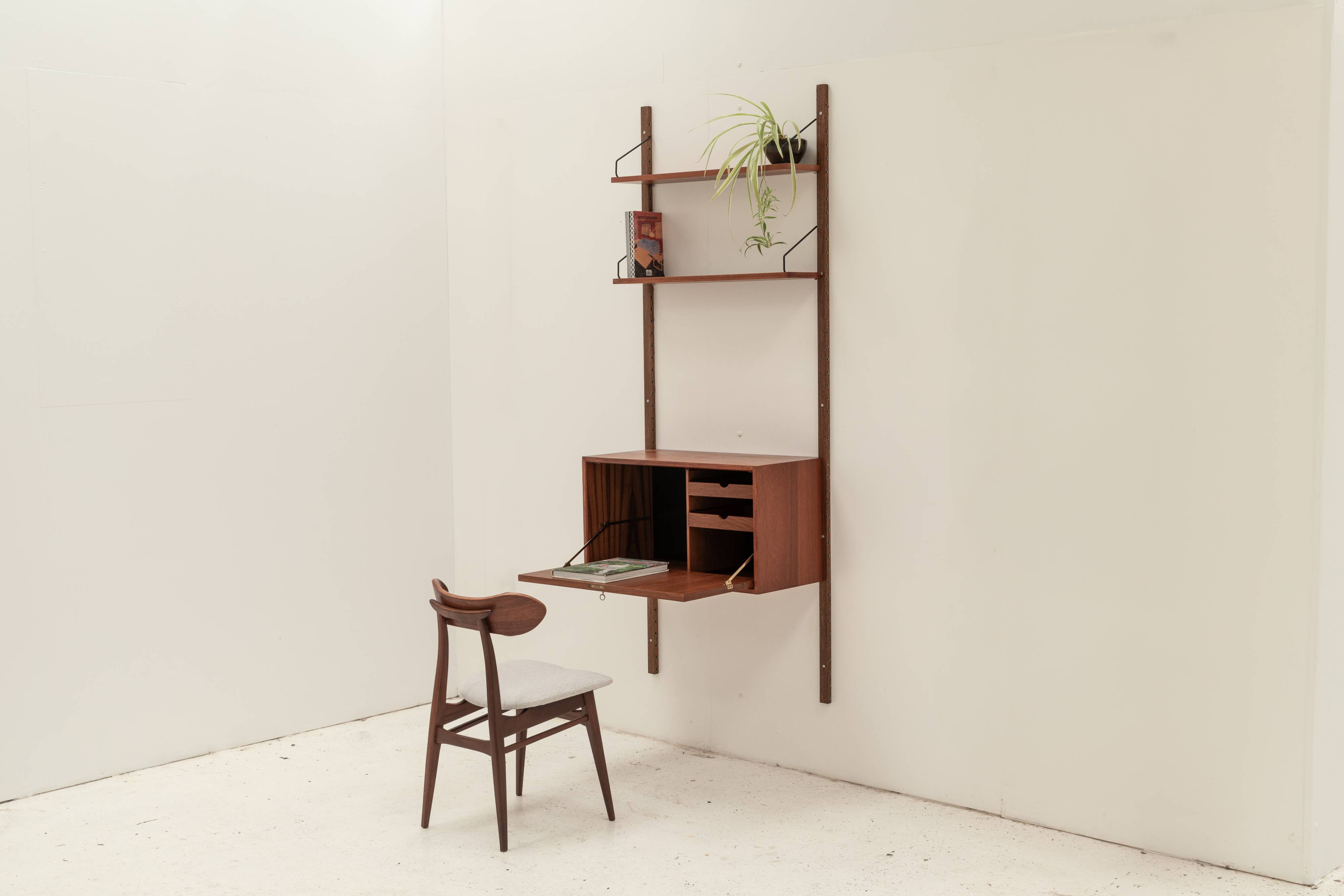Wall unit by Poul Cadovius