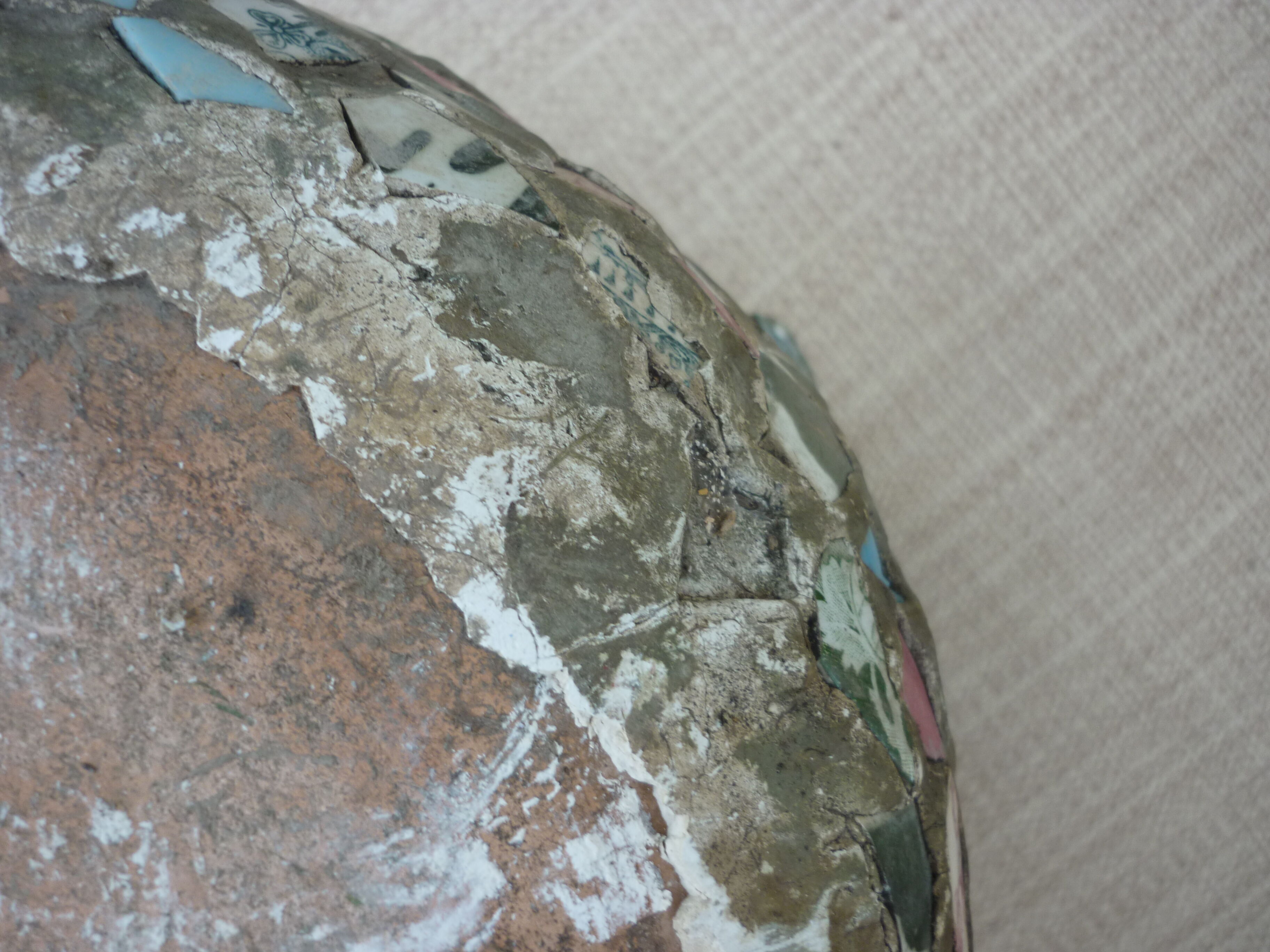 Pot terracotta mosaic called picassiette