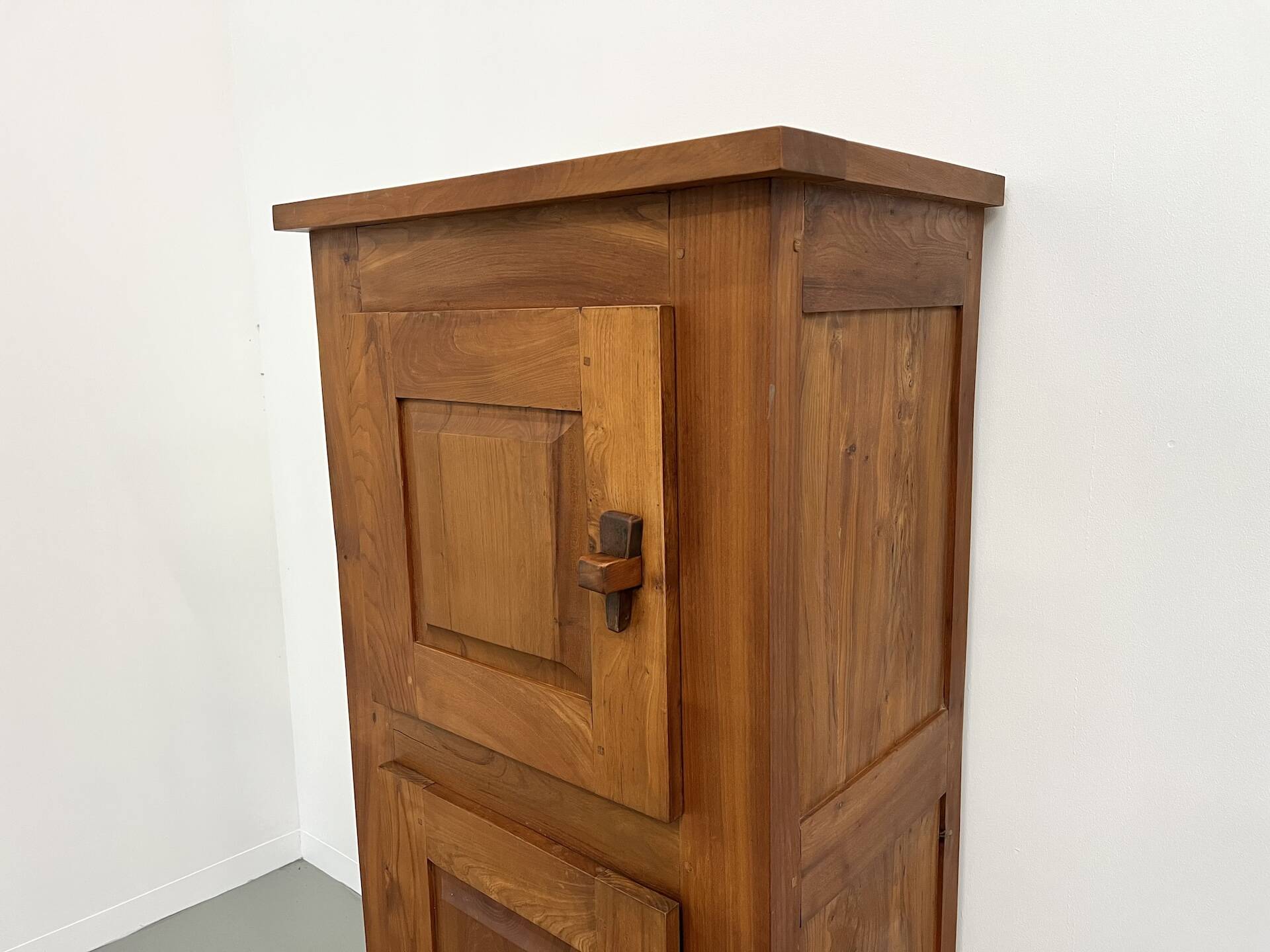 Small brutalist 50s bonnetiere wardrobe