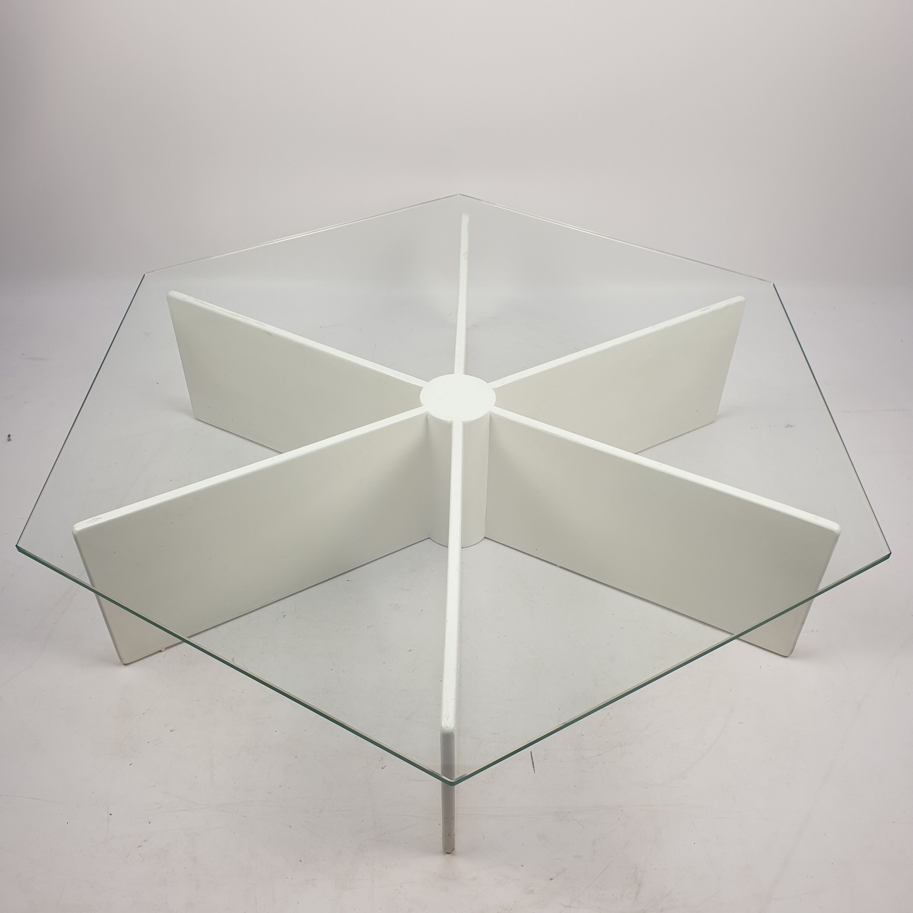 Spider Table model T878 by Pierre Paulin for Artifort 60's