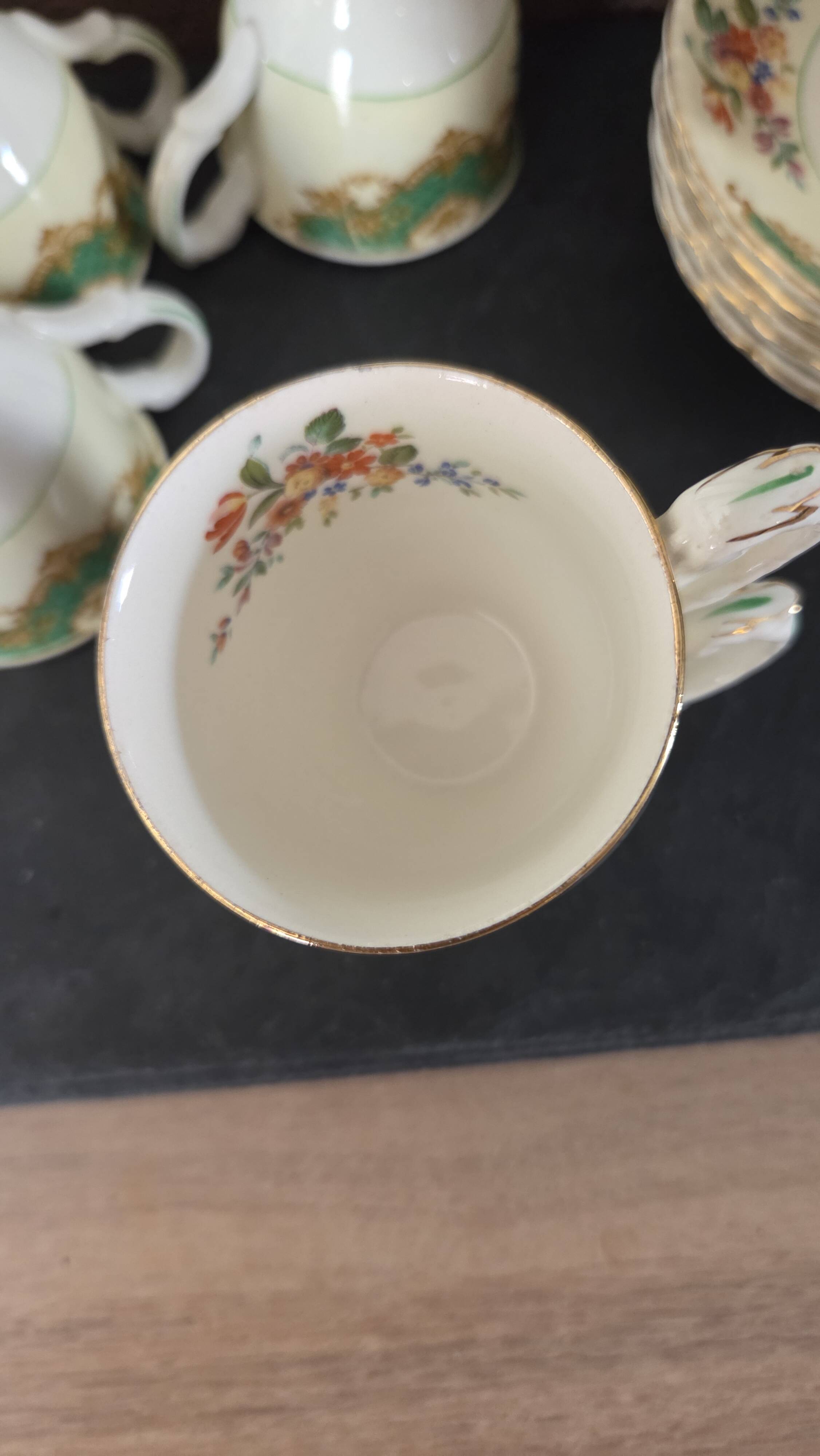 6 cups and 6 saucers w. h. grindley & co.