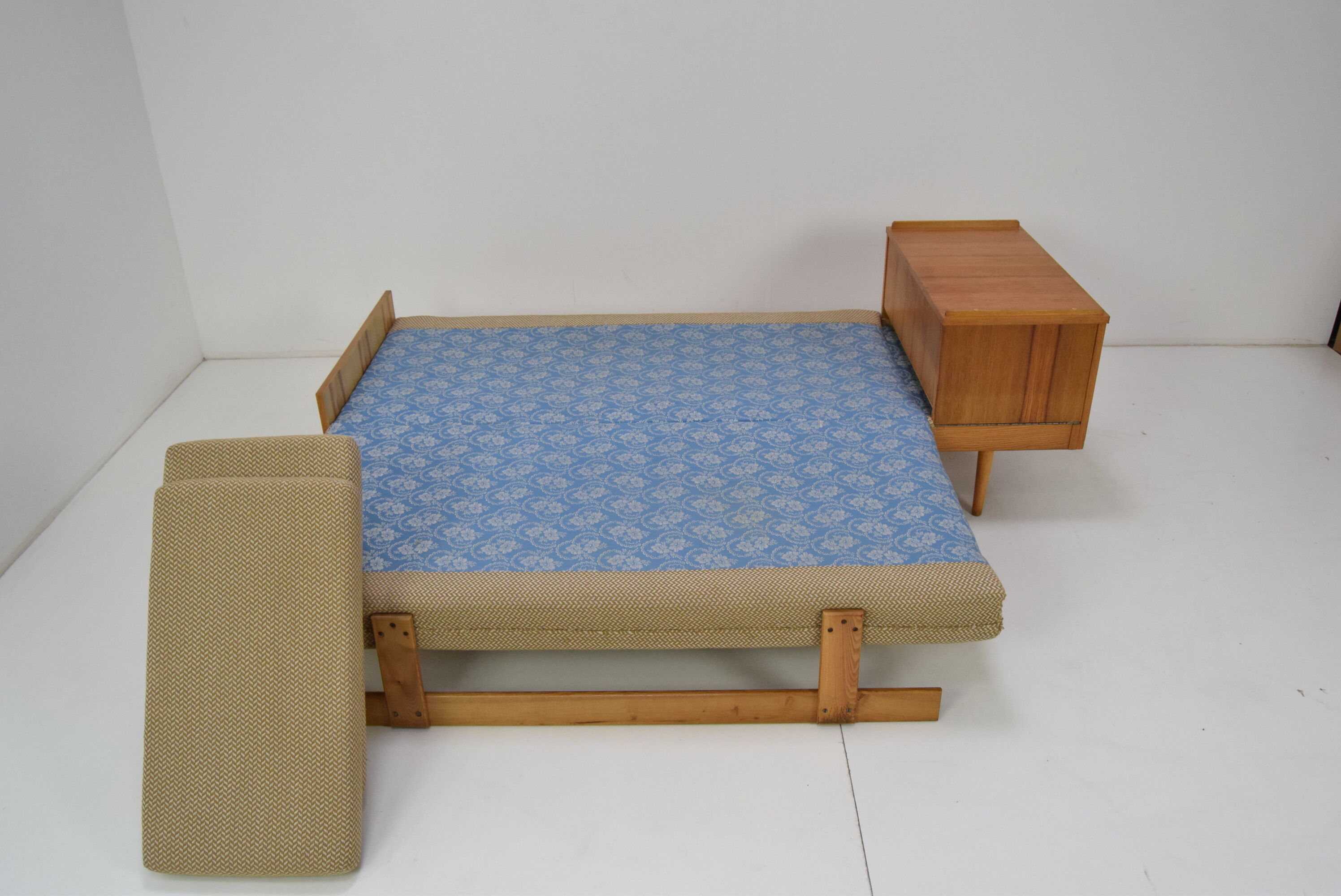 Mid-century Sofa or Daybed by Drevotvar/1970's.