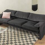 "675 Maralunga" Sofa by Vico Magistretti for Cassina