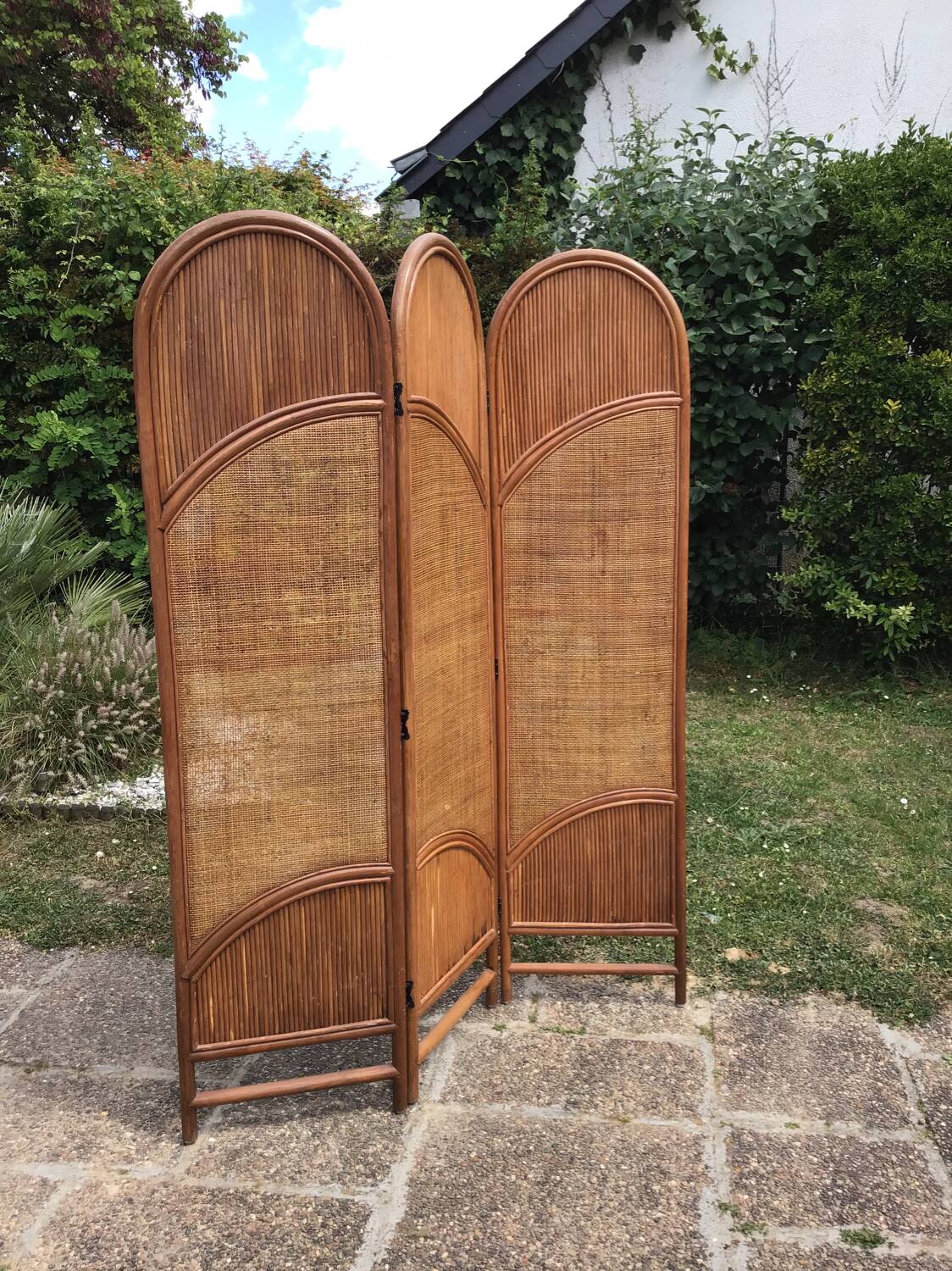 Vintage screen