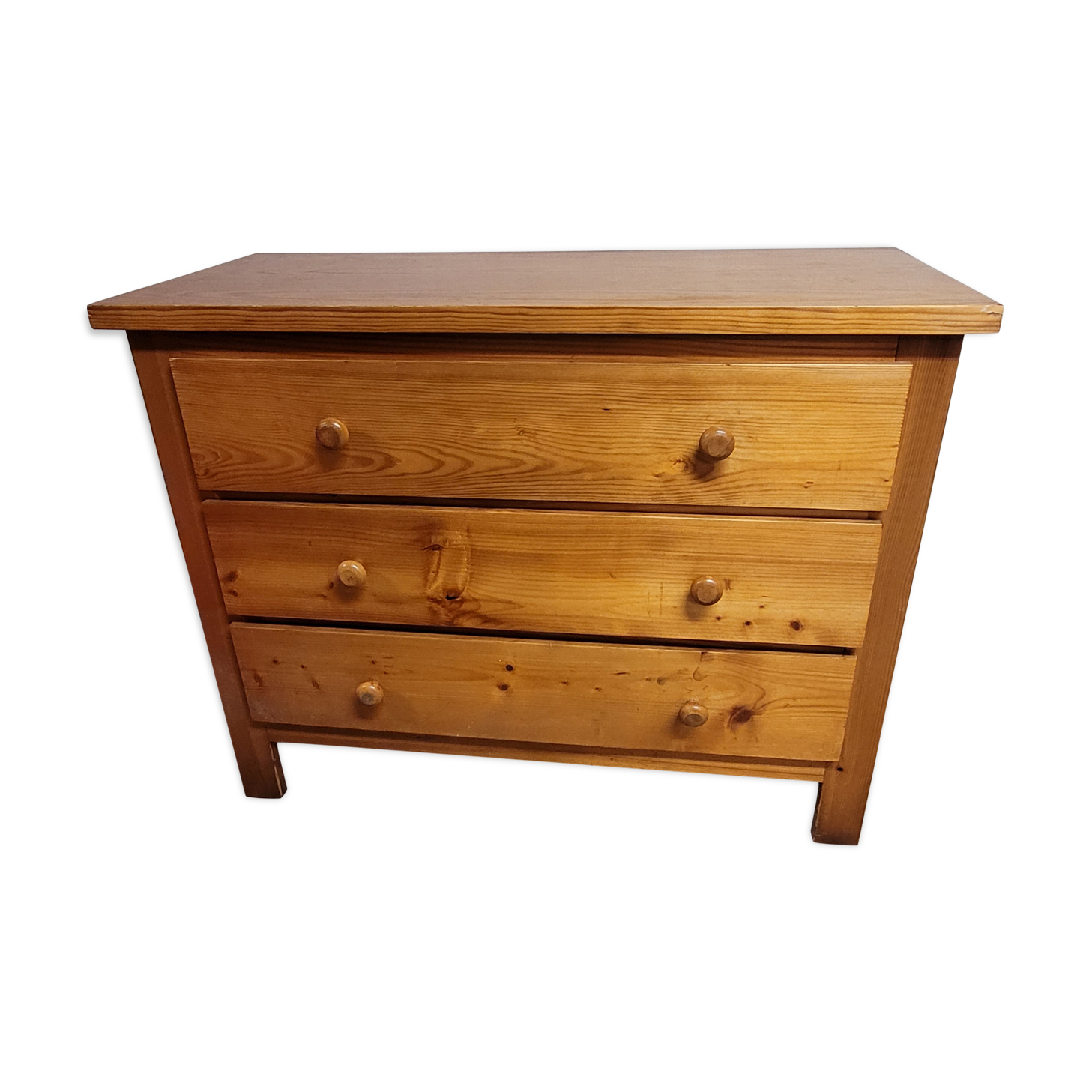 Pine chest of drawers