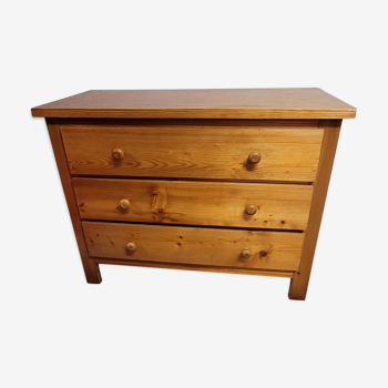 Pine chest of drawers