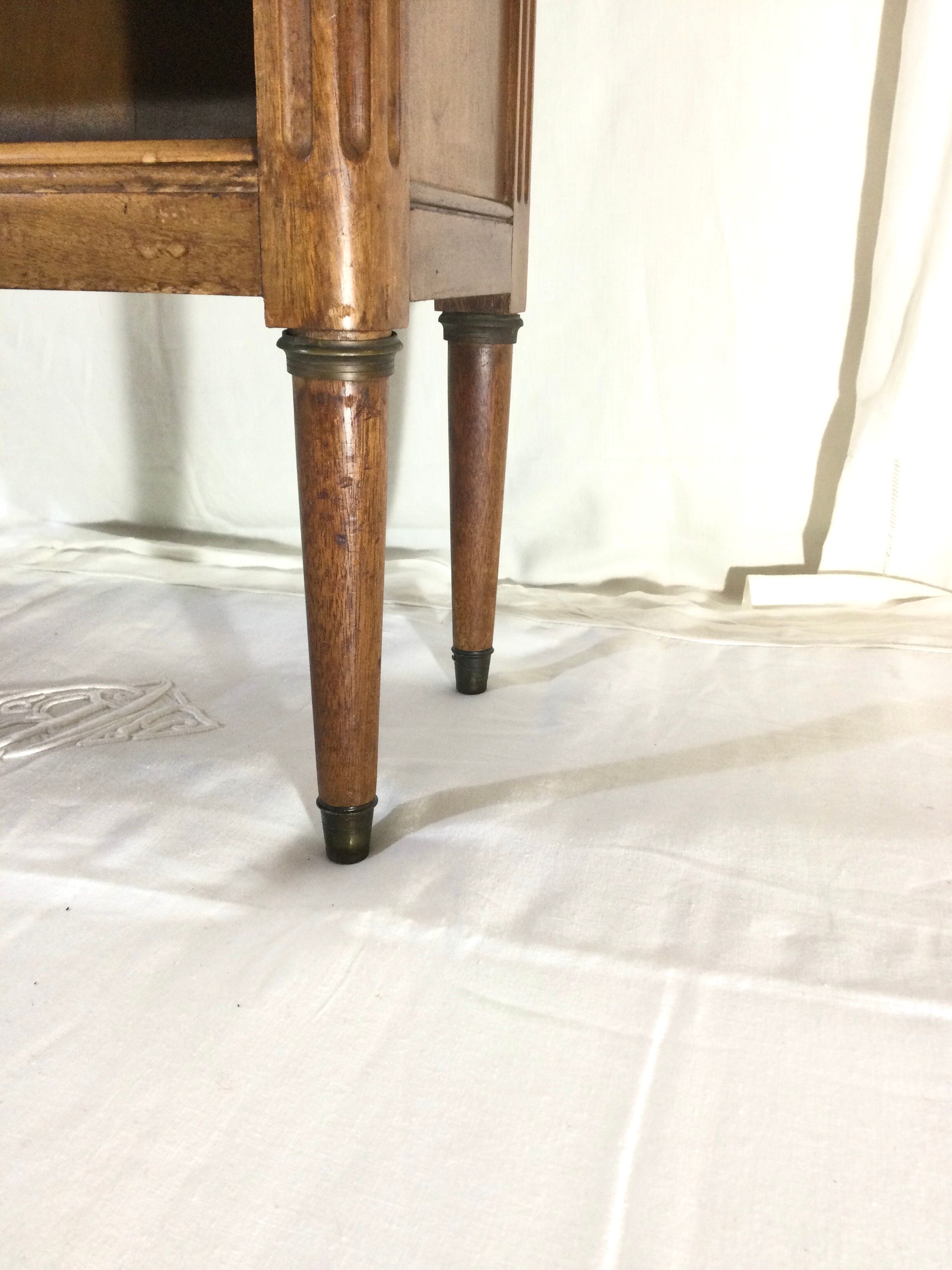 Entrance library - bibus Louis XVI