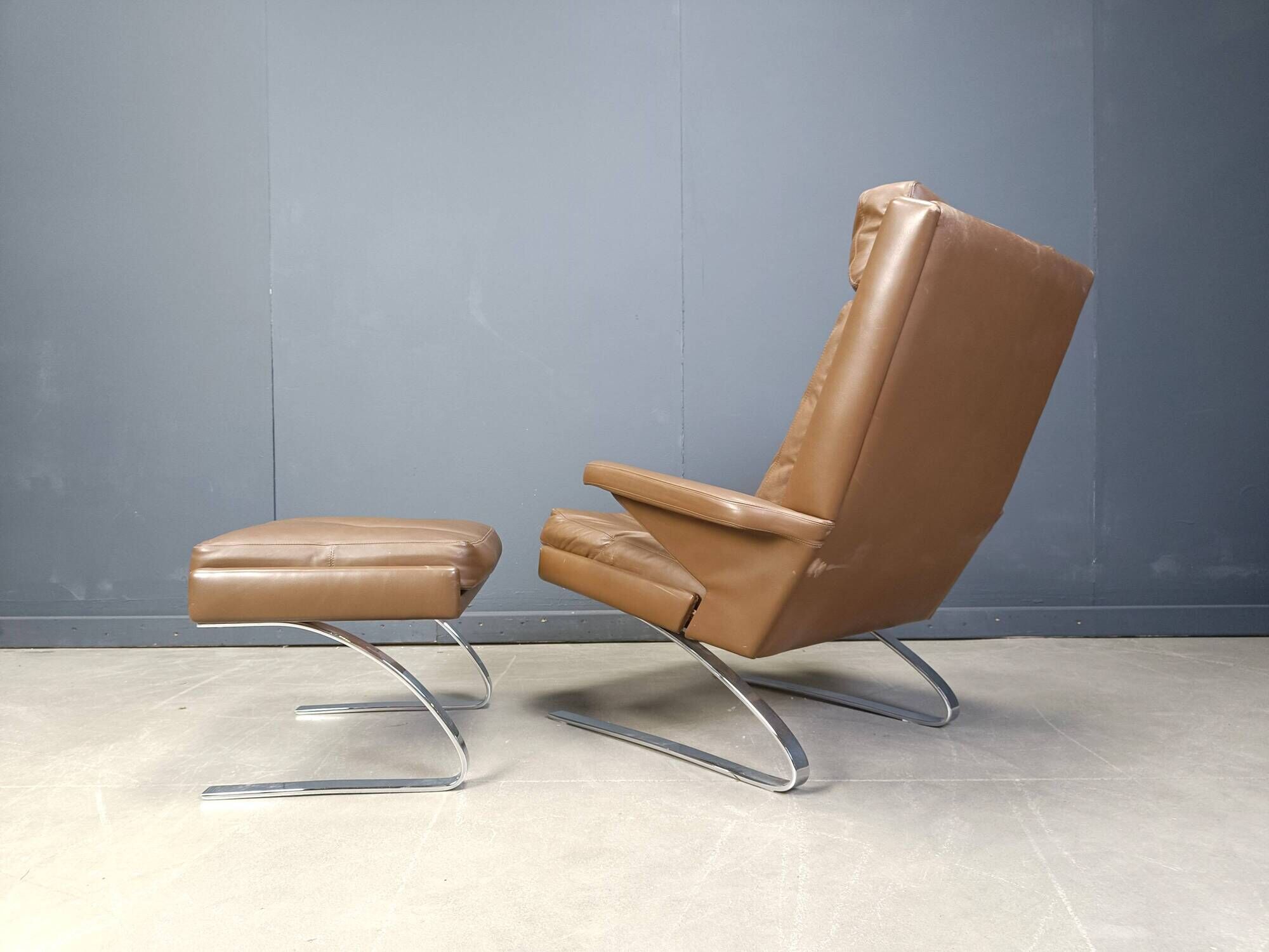 Swing Lounge Chair and Ottoman by Reinhold Adolf and Hans-Jürgen Schräpfer