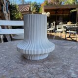 Vintage white vase in Heinrich porcelain