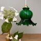 Suspension tulipe vintage en verre vert