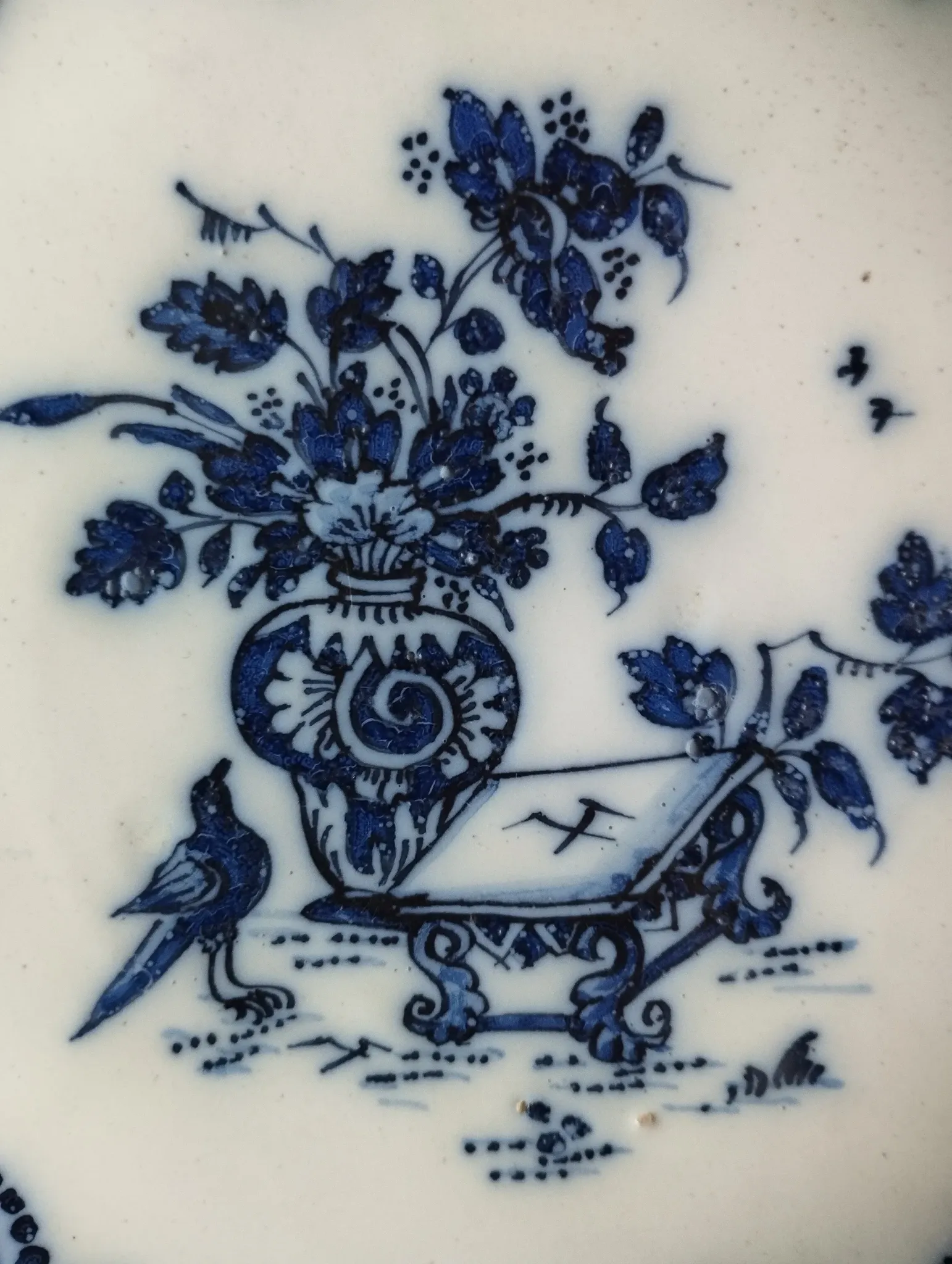 Ancienne assiette décorative en faïence Hollande XVIIIe