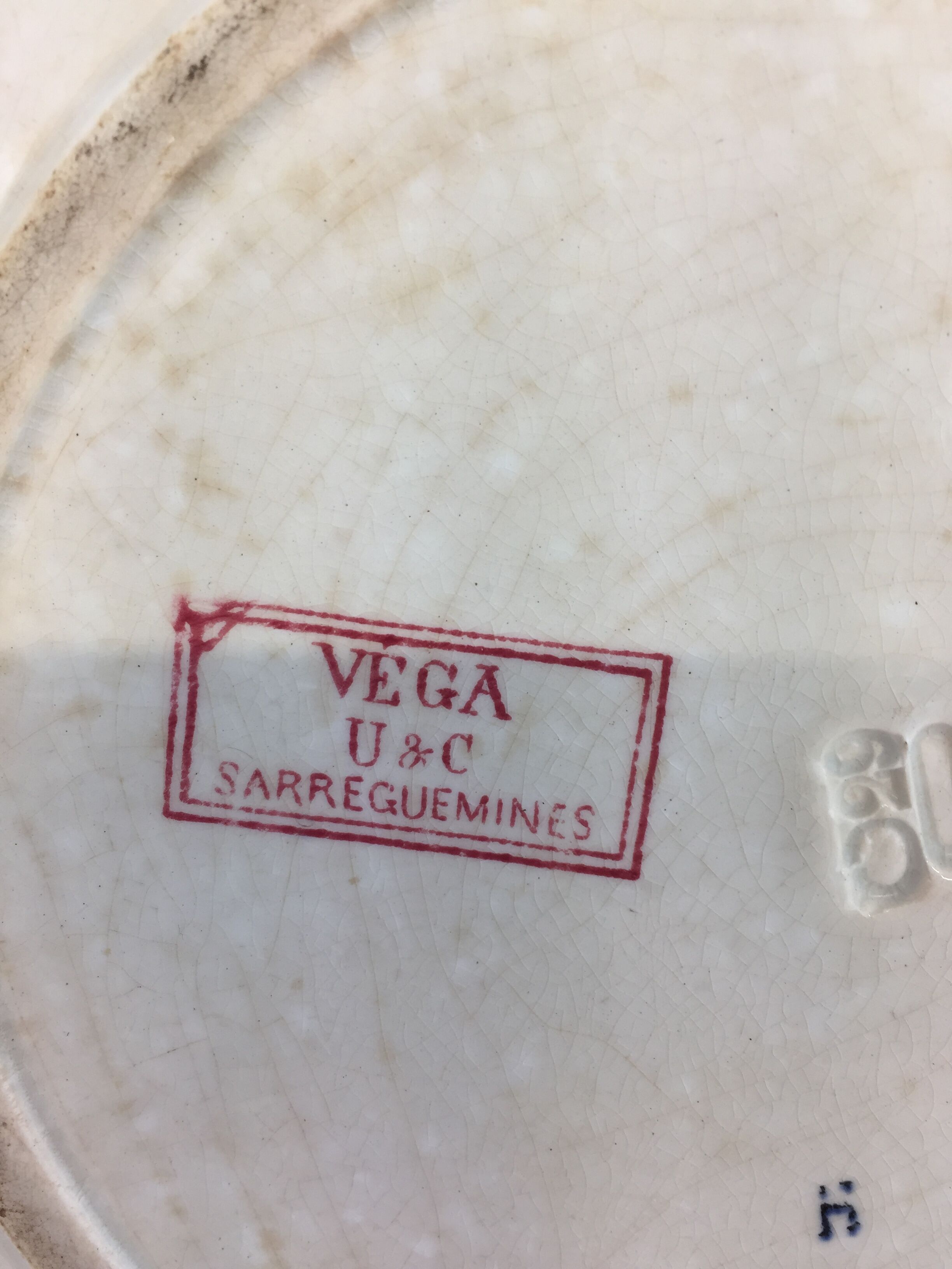 Old Sarreguemines Vega model deep dish