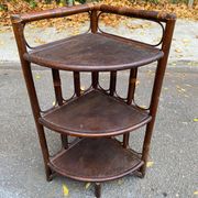 Étagère d'angle vintage rotin et osier 3 niveaux