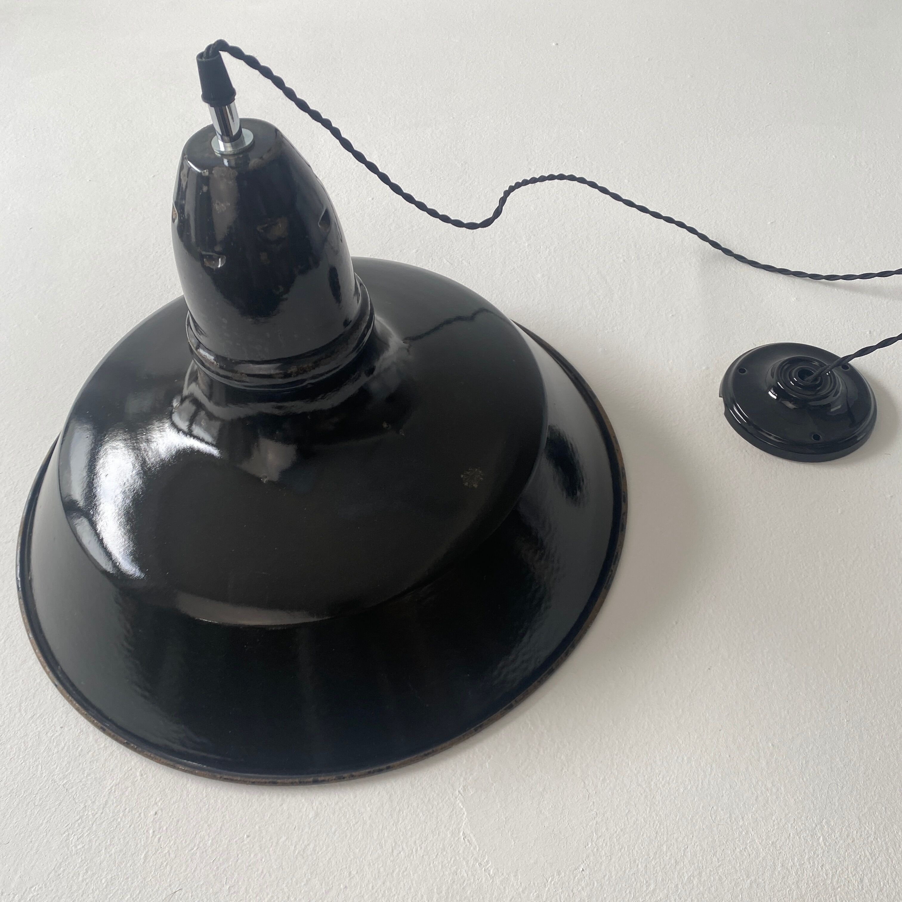 Pair of old industrial suspensions 40 cm