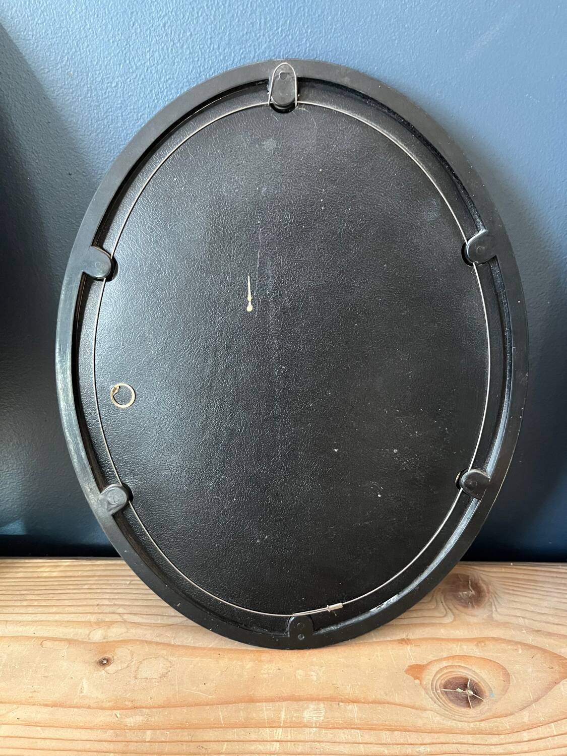 Oval frame - floral canvas