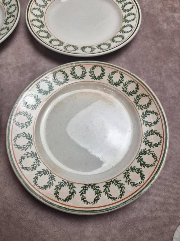 Set of 8 dessert plates Saint-Amand Hamage model Marceau – antique earthenware