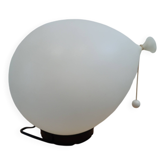 lampe ballon du designer Yves Christine produit par Bilumen Italie 1975
