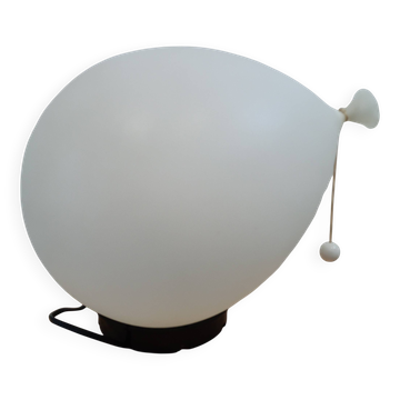 lampe ballon du designer Yves Christine produit par Bilumen Italie 1975