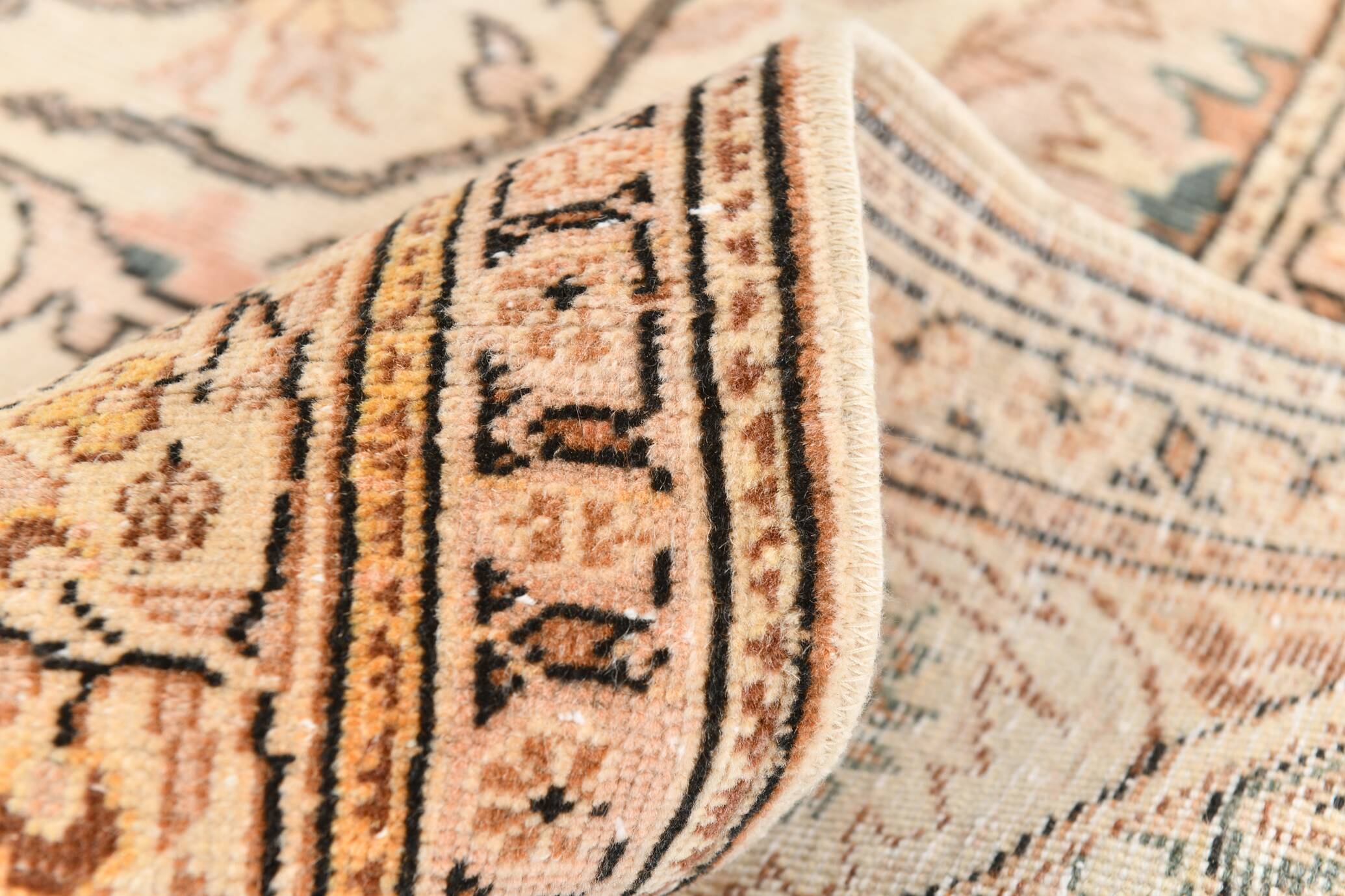 Shades Of Beige Rare Style Vintage Oushak Area Rug, 193x286 Cm