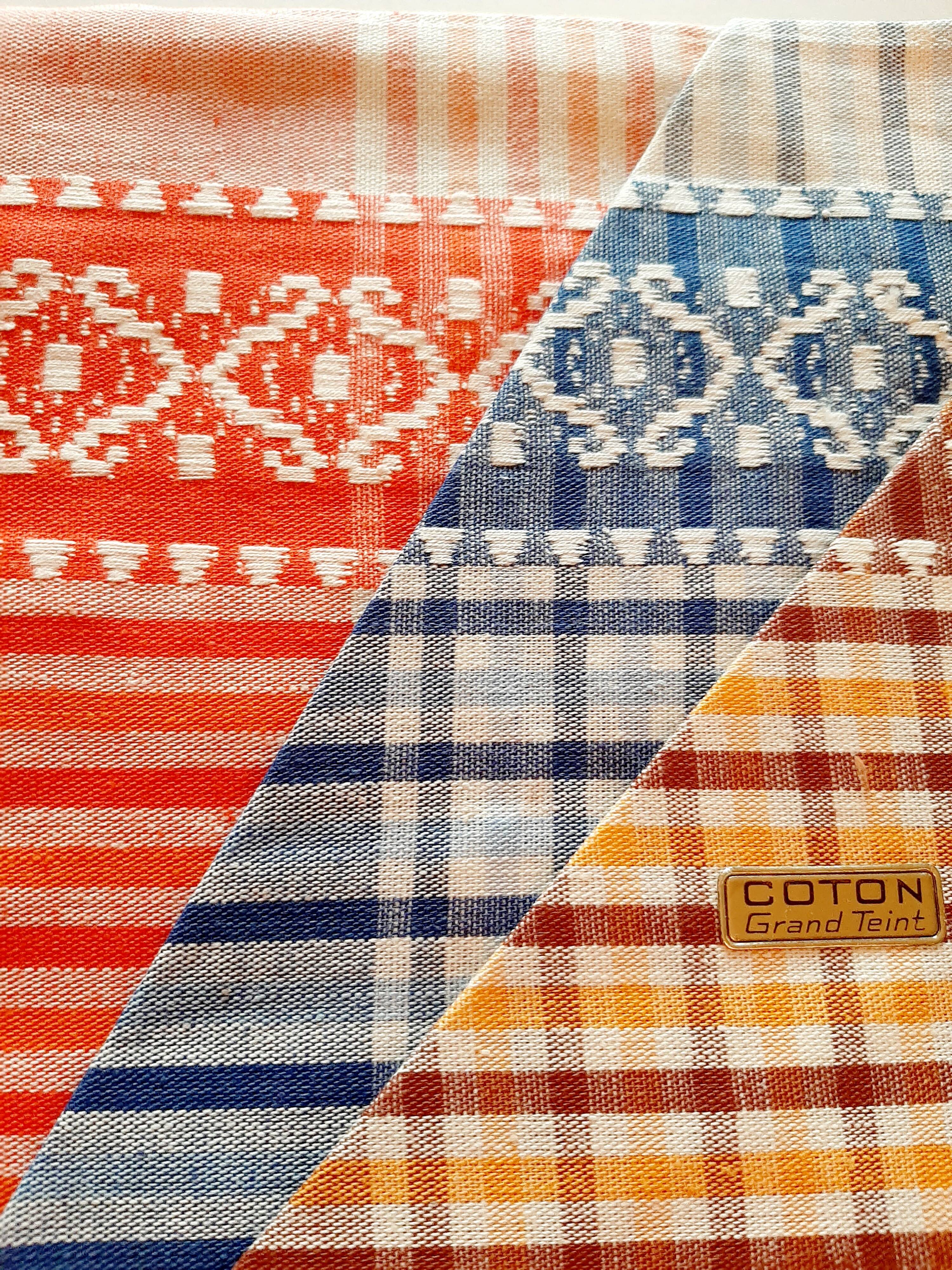 Vintage color towels