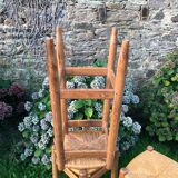 High stools mulched in oak