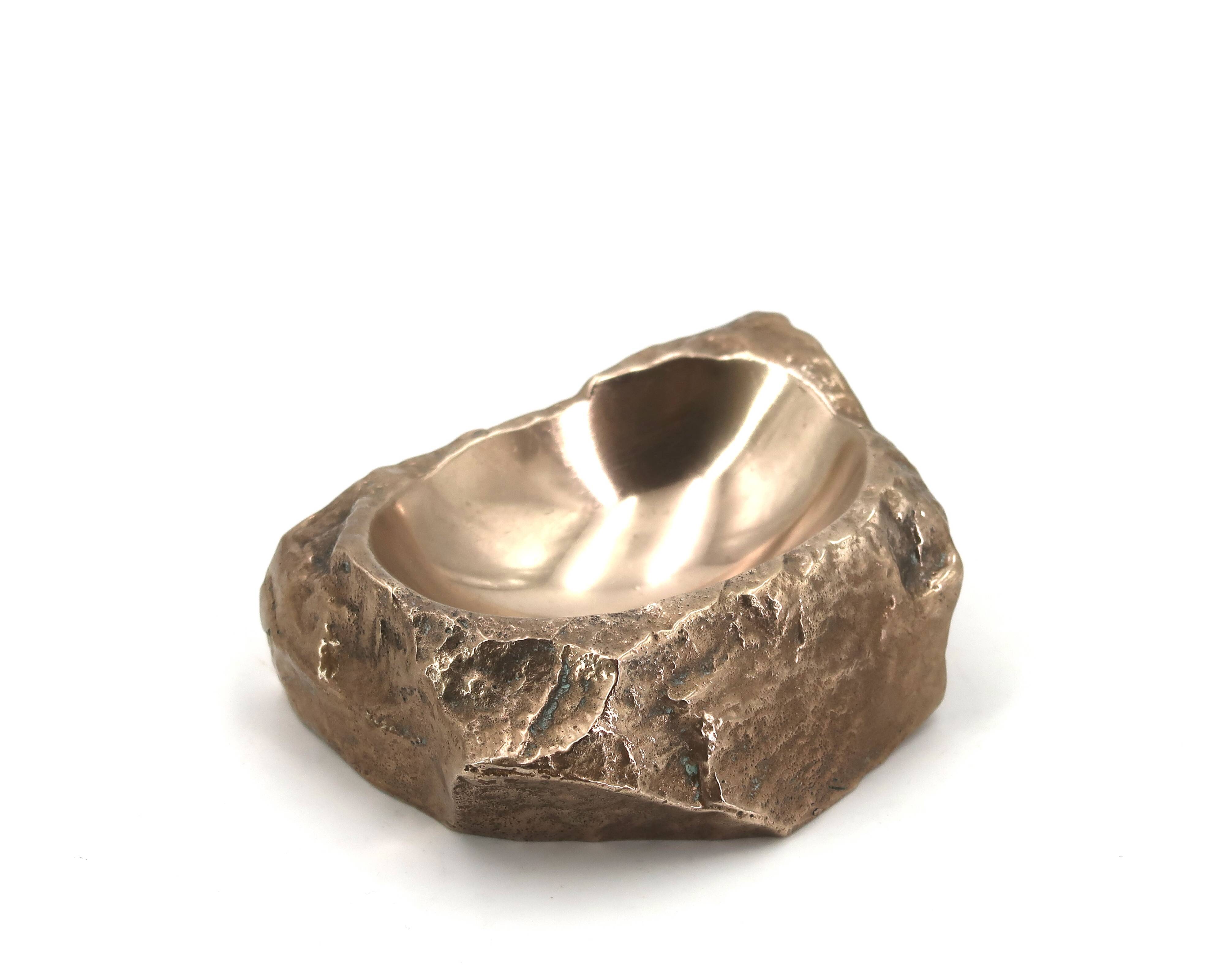 Bronze pocket tray or ashtray by Monique Gerber, 1970s.