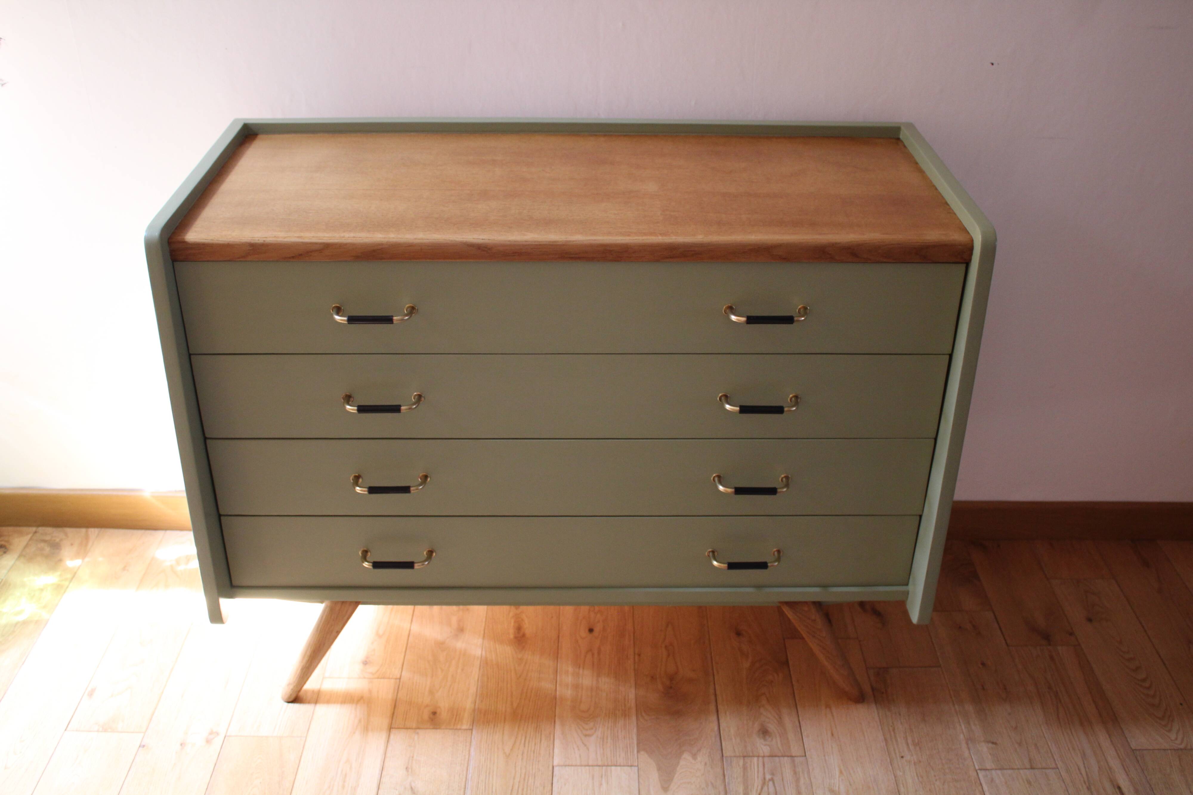 Commode vintage