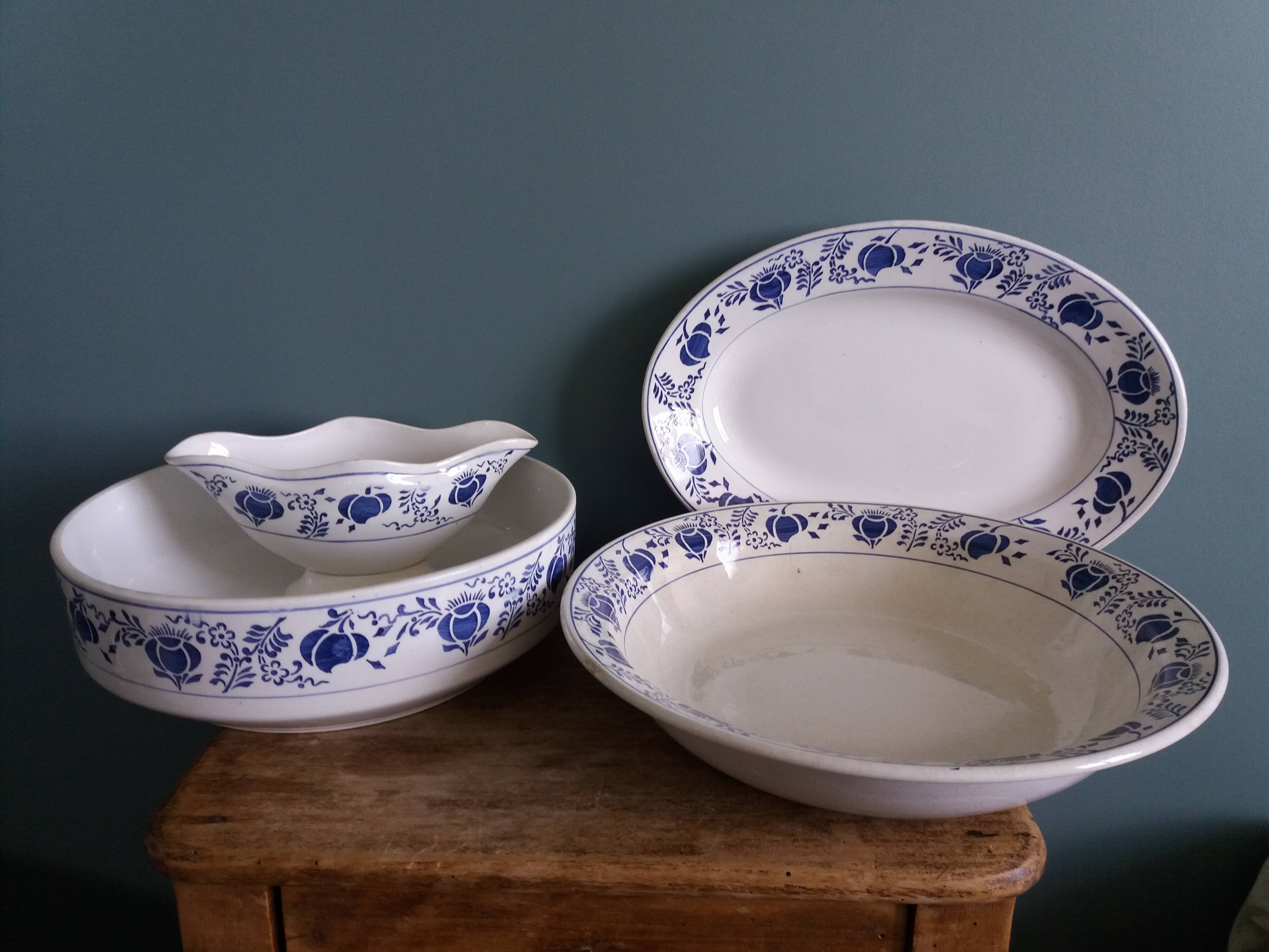 Iron Earth Dishes Moulin des Loups and Hamage