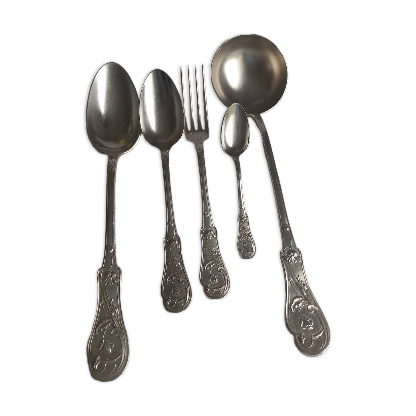 Art Nouveau cutlery set by Armand Frénais, late 19th century, silver-plated metal.