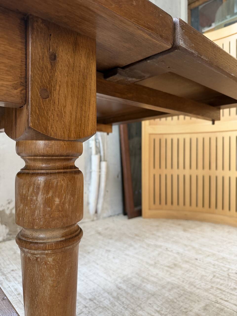 Table repas style drapière noyer 2m5/3m5 1900
