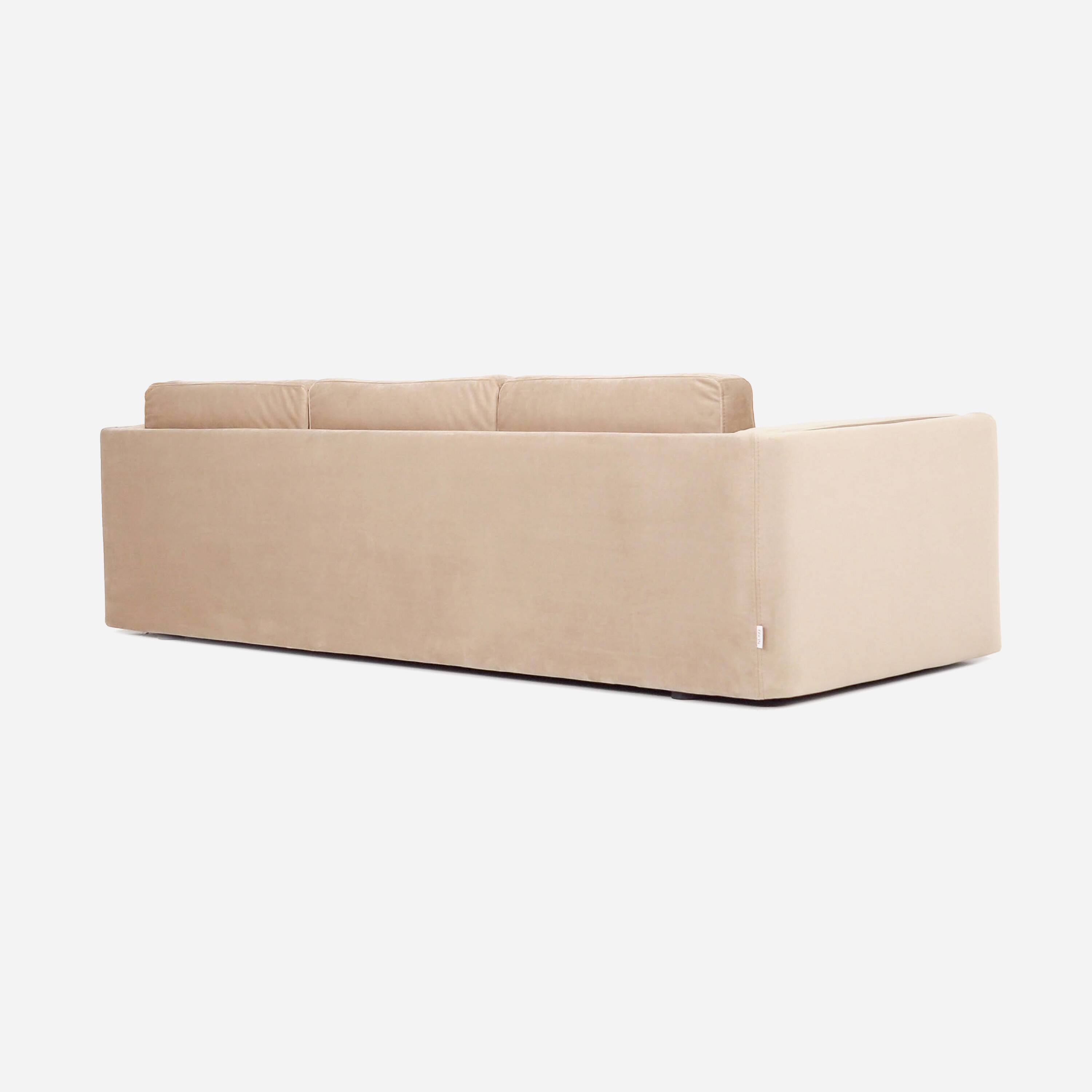 Sofa BERGEN en velours beige, design scandinave
