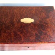 19th century Napoleon III box, blue silk padded jewelry box in elm burl