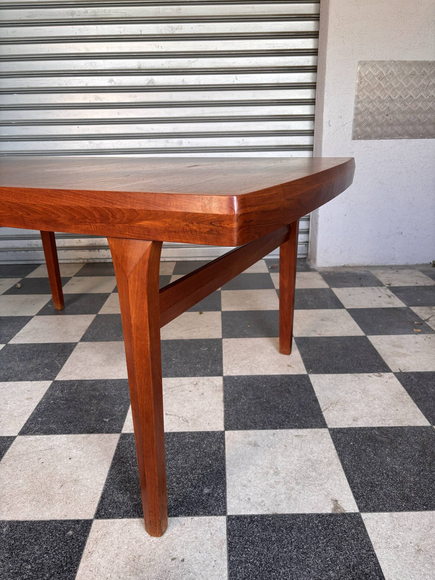 Table scandinave en teck