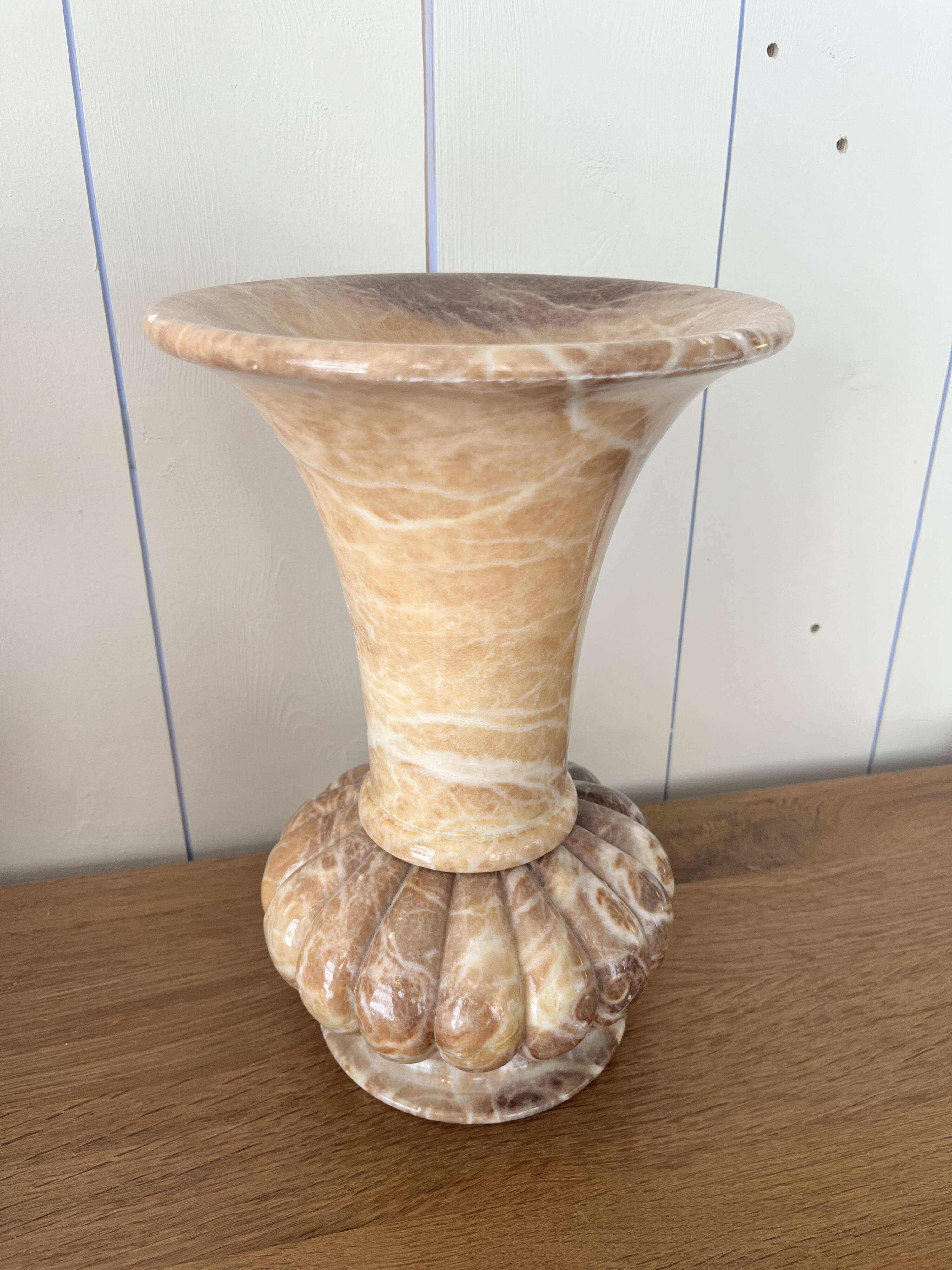 Vintage honey onyx urn vase