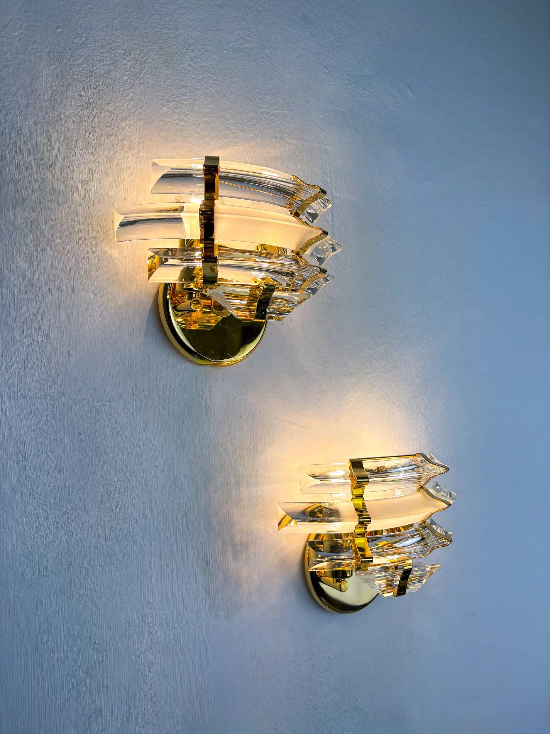 Paire d'appliques en verre courbé Venini Triedi, Italie, vers 1970