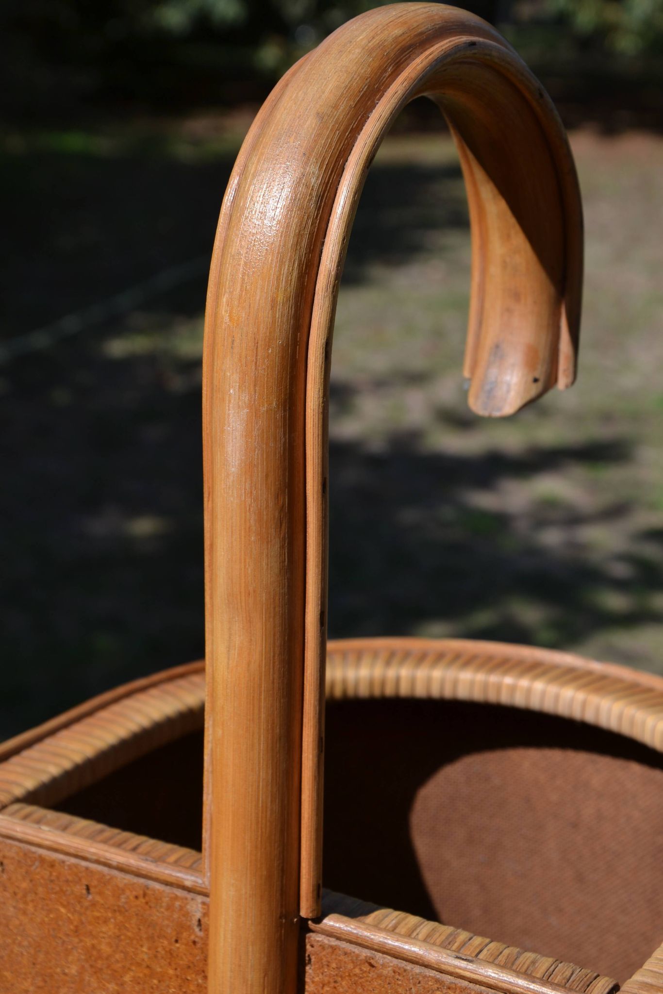 Porte-parapluie osier et cannage vintage