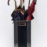 Porte-parapluie hexagonal en métal émaillé noir et acier satiné par Velca